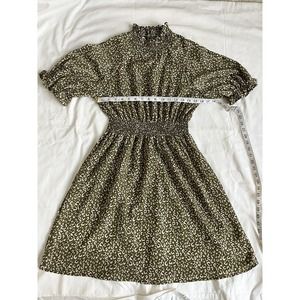 Hayden Los Angeles Midi Ruffle Olive Green Animal Print Dress Sze M Retro Tiered
